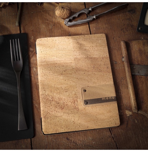 Porta Menu A5 (16,5x23,1 cm) etichetta PATCH "menu" 2 buste (4 facciate) elastico nero SUGHERO NATURALE sp. 1.4