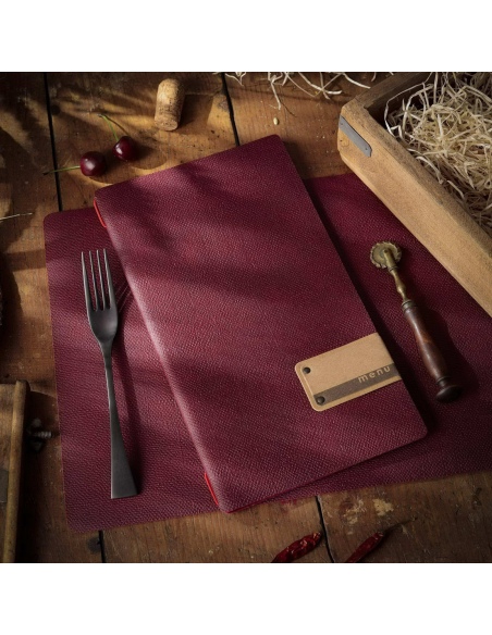 Porta Menu A4 SLIM (17,4x31,8 cm) etichetta PATCH "menu" solo elastico rosso JUTA BORDEAUX