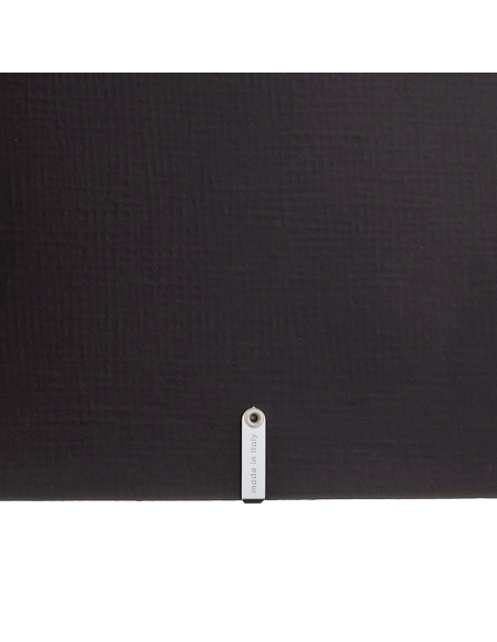 Porta Menu A4 SLIM (17,4x31,8 cm) etichetta METAL "personalizzata" (minimo 18 pezzi) 2 buste (4 facciate) elastico nero CHEF MAR