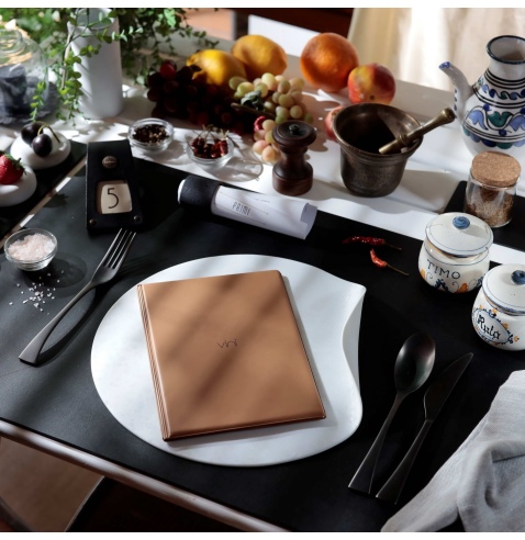 OUTLET - Porta menu in PVC termosaldato - formato GOLFO - colore senape - 4+2 buste - scritta vini