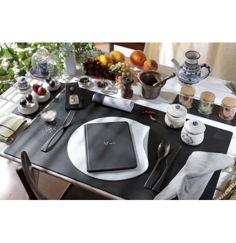 OUTLET - Porta menu in PVC termosaldato - formato GOLFO - colore nero - 6+2 buste - scritta vini