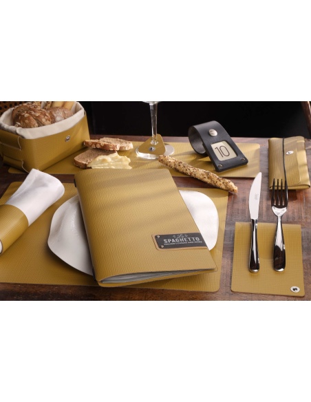 Porta Menu A4 SLIM (17,4x31,8 cm) etichetta PATCH "personalizzata" (minimo 18 pezzi) 2 buste (4 facciate) elastico nero CHEF OCR