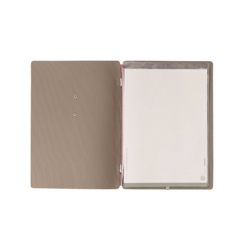 Porta Menu A5 (16,5x23,1 cm) etichetta METAL "personalizzata" (minimo 18 pezzi) 2 buste (4 facciate) elastico rosso JUTA CAMMELL