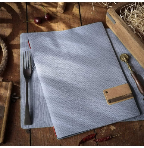 Porta Menu A4 (23,2x31,8 cm) etichetta PATCH "personalizzata" (minimo 18 pezzi) solo elastico rosso JUTA AVIO