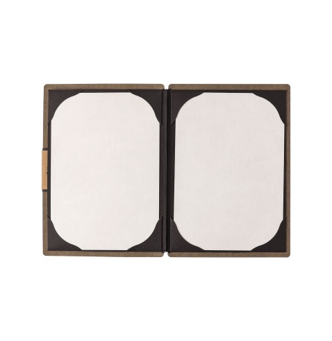 Porta Menu A5 (16,5x23,1 cm) etichetta PATCH "menu" cornicetta (4 facciate) elastico nero ECOMENU MARRONE sp. 0.6