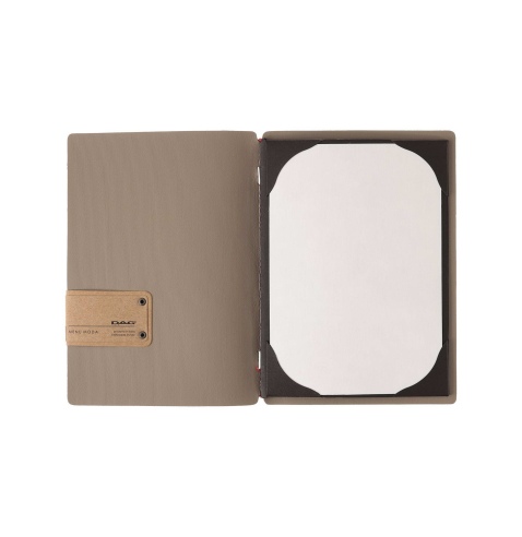 Porta Menu A5 (16,5x23,1 cm) etichetta PATCH "personalizzata" (minimo 18 pezzi) cornicetta (4 facciate) elastico rosso JUTA CAMM