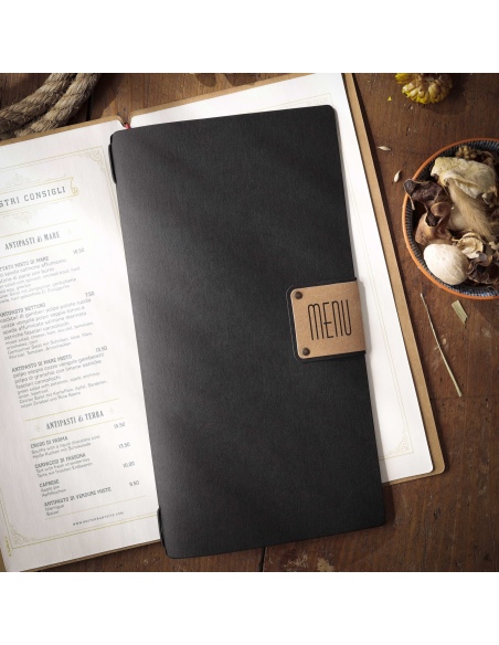 Porta Menu A4 SLIM (17,4x31,8 cm) etichetta PATCH "personalizzata" (minimo 18 pezzi) cornicetta (4 facciate) elastico nero ECOME