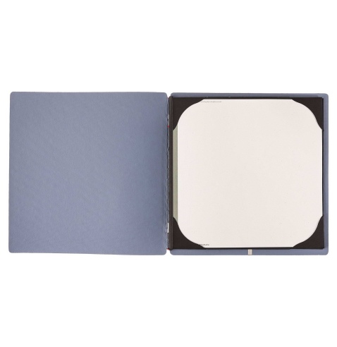Porta Menu QUADRATO (23x23,1 cm) senza etichetta cornicetta (4 facciate) elastico rosso JUTA AVIO