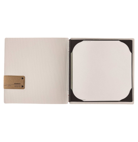 Porta Menu QUADRATO (23x23,1 cm) etichetta PATCH "personalizzata" (minimo 18 pezzi) cornicetta (4 facciate) elastico rosso JUTA 