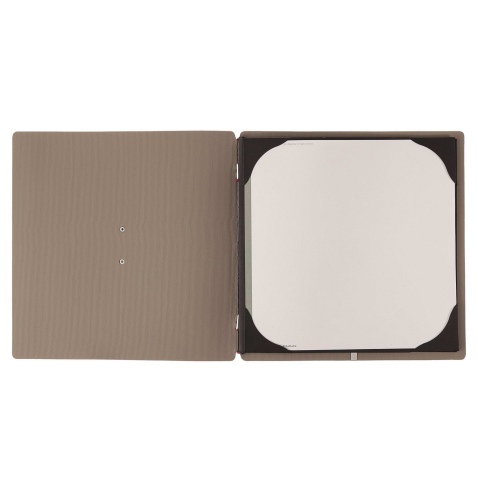 Porta Menu QUADRATO (23x23,1 cm) etichetta METAL "personalizzata" (minimo 18 pezzi) cornicetta (4 facciate) elastico rosso JUTA 