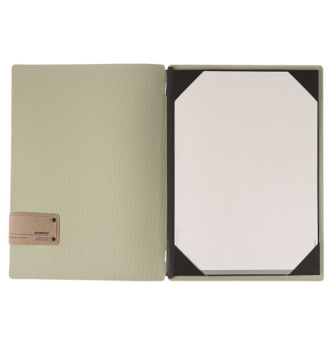 Porta Menu A4 (23,2x31,8 cm) etichetta PATCH "menu" cornicetta (4 facciate) elastico rosso JUTA SALVIA