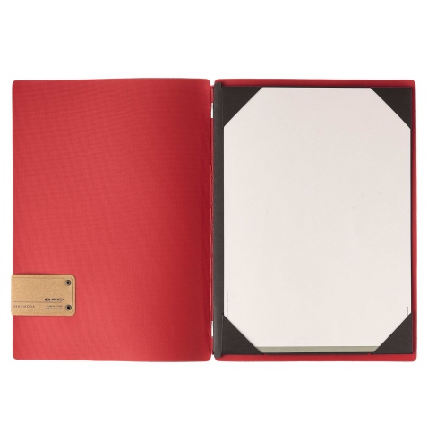 Porta Menu A4 (23,2x31,8 cm) etichetta PATCH "personalizzata" (minimo 18 pezzi) cornicetta (4 facciate) elastico rosso JUTA BICO