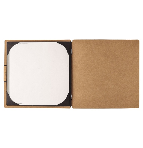 Porta Menu QUADRATO (23x23,1 cm) etichetta PATCH "menu" cornicetta (4 facciate) elastico nero ECOMENU NATURALE sp. 0.6